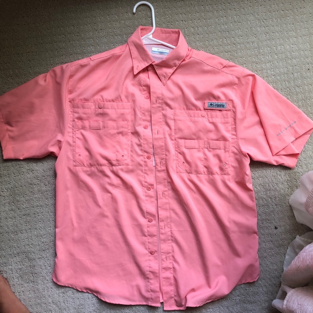 Columbia salmon color fishing shirt size S